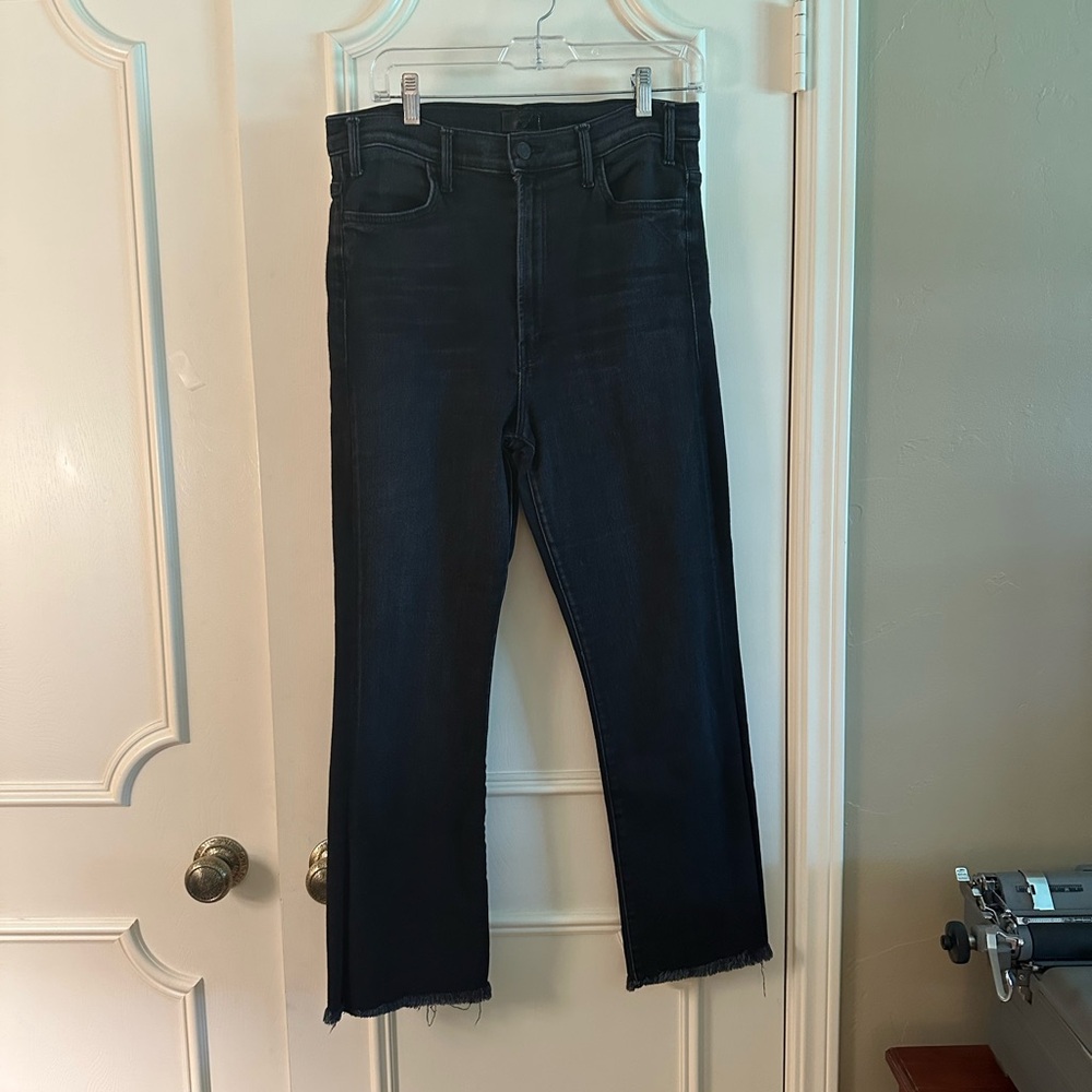 MOTHER Black Ankle Cropped Jeans